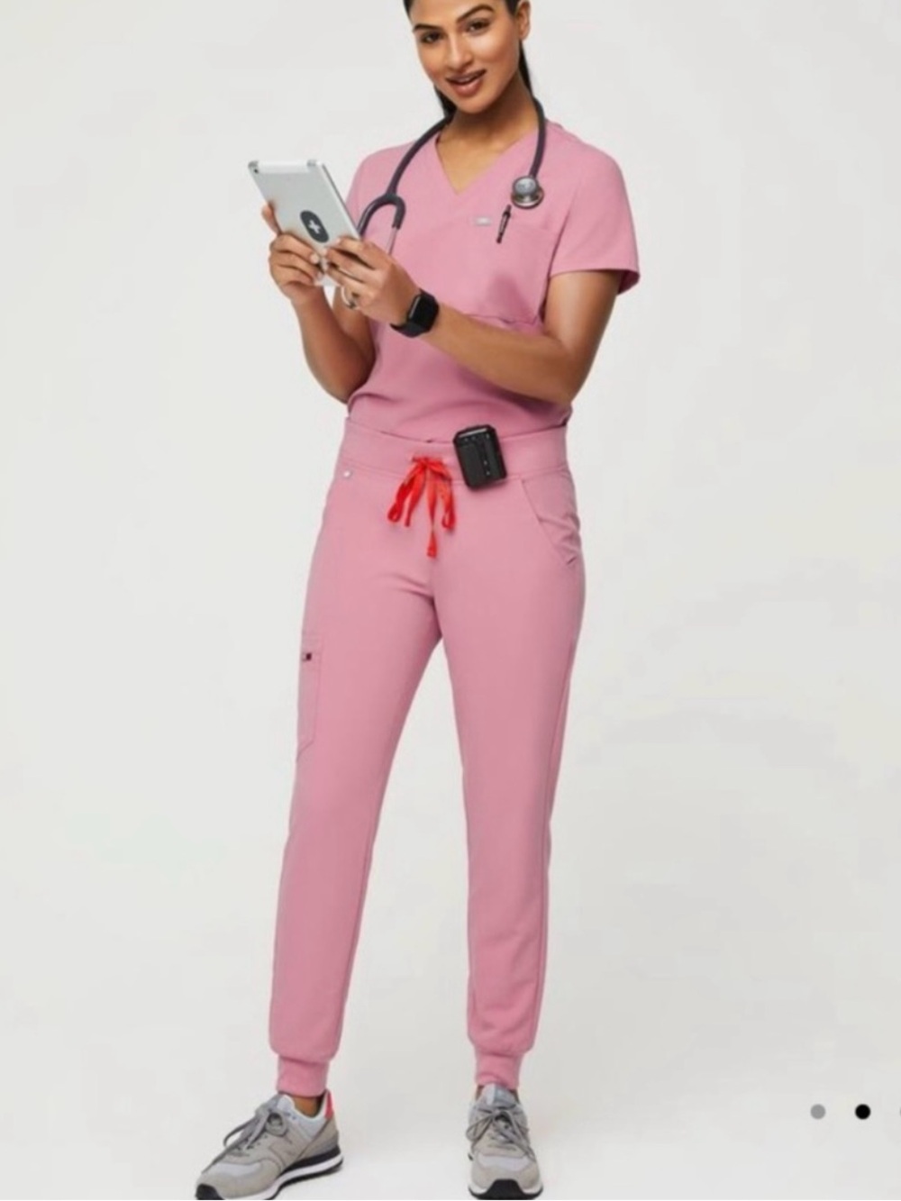 Figs Chalk Pink Scrub Set